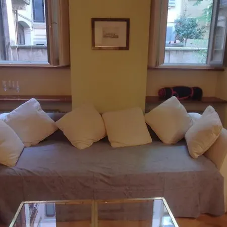 Cenacolo Apartment Milan